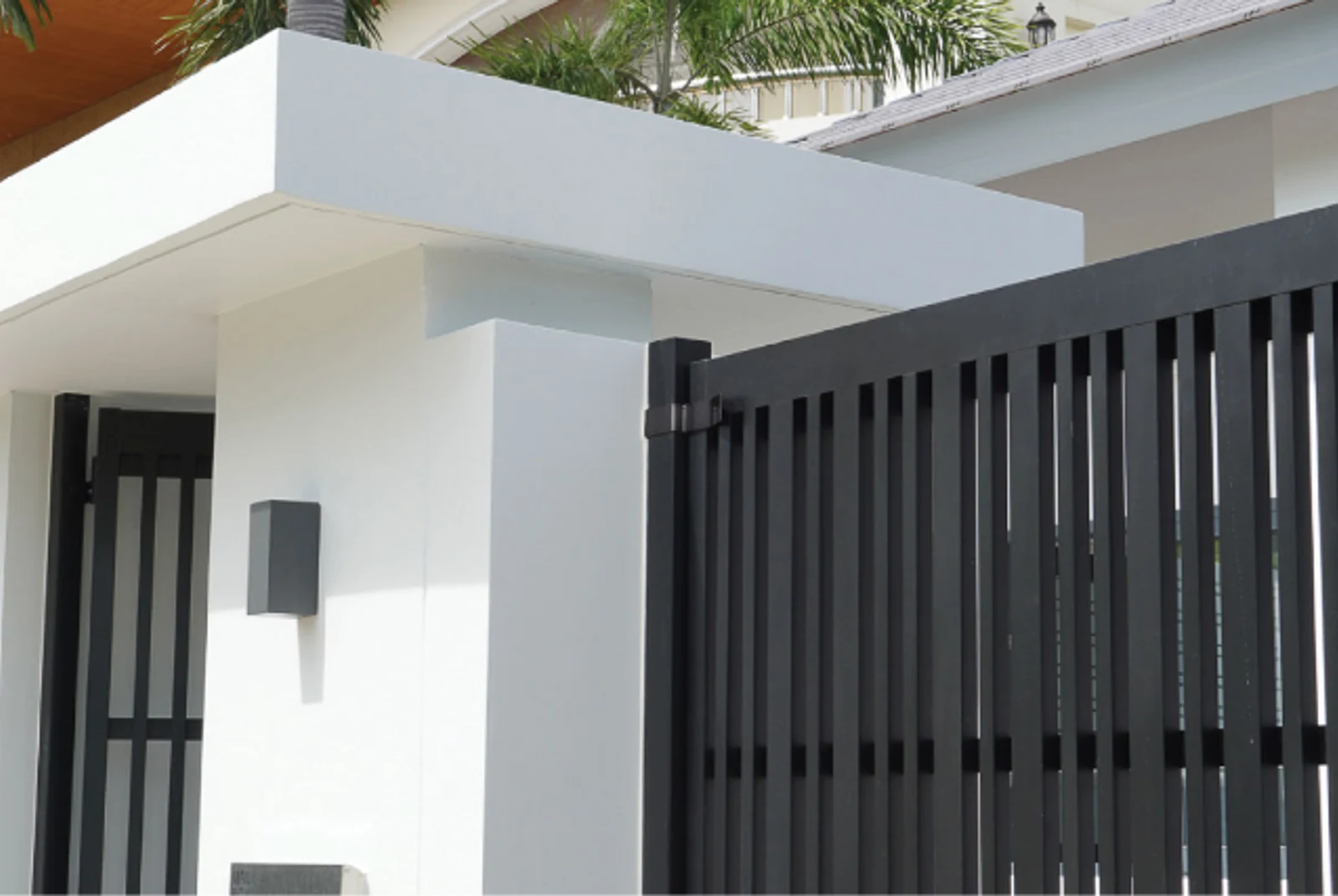 Alufence aluminium gate classic home style