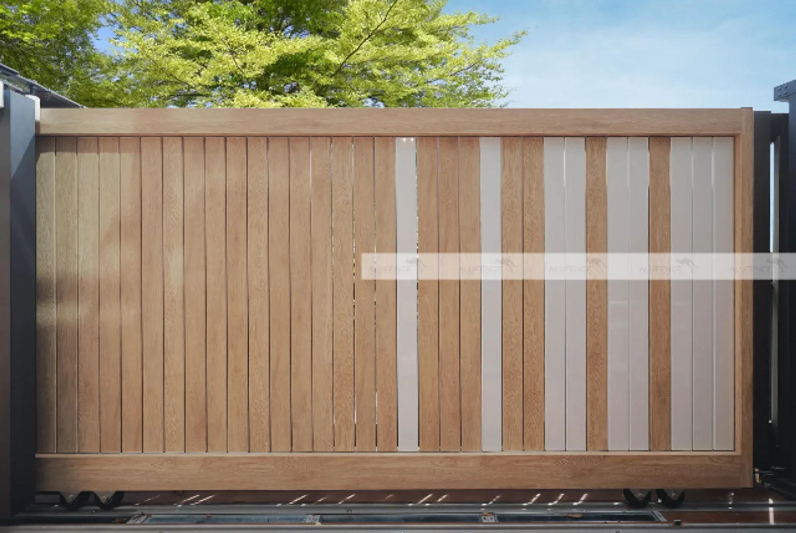 Alufence luxury aluminium front gate