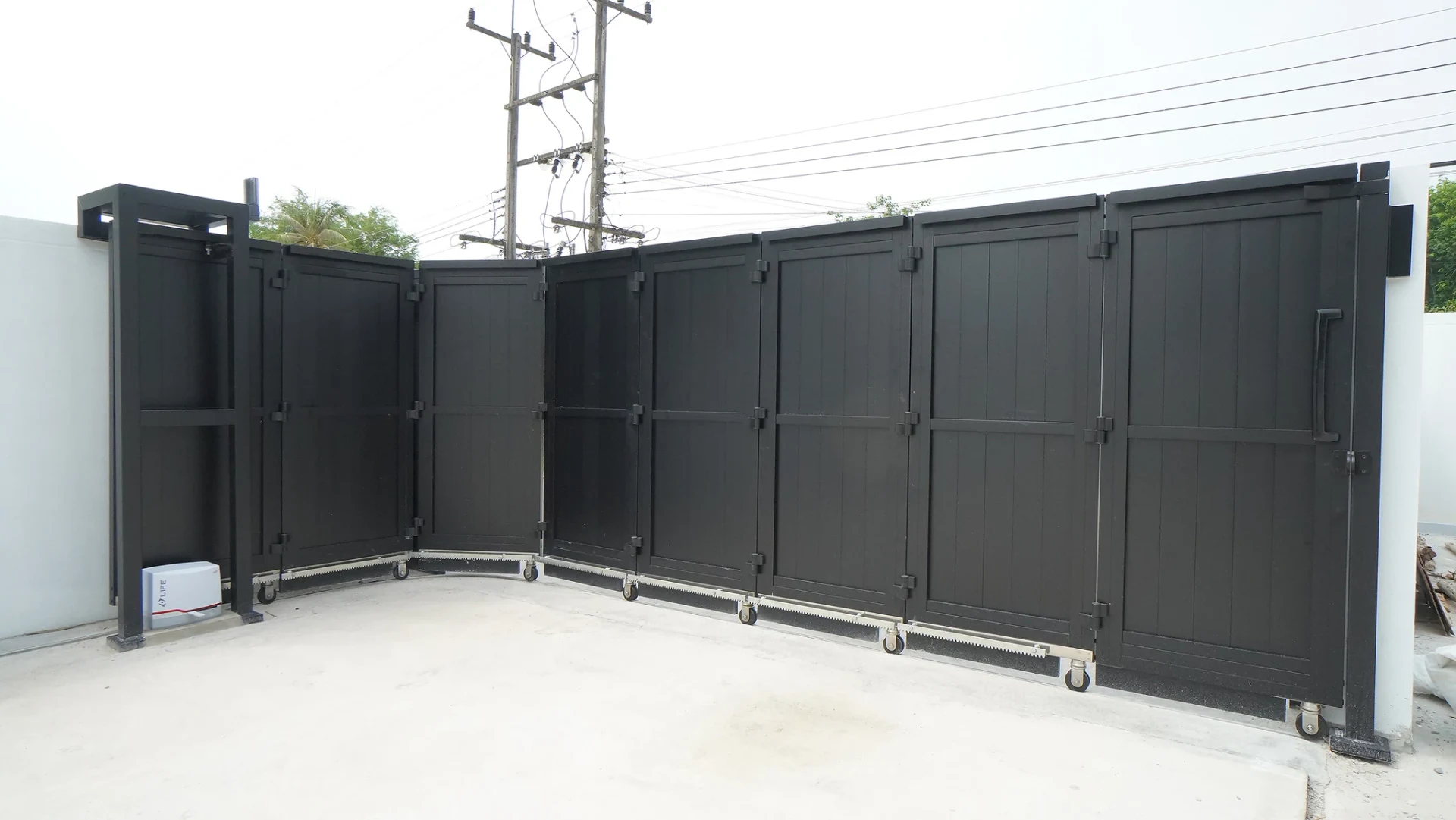 Aluminium gate example Black — 12