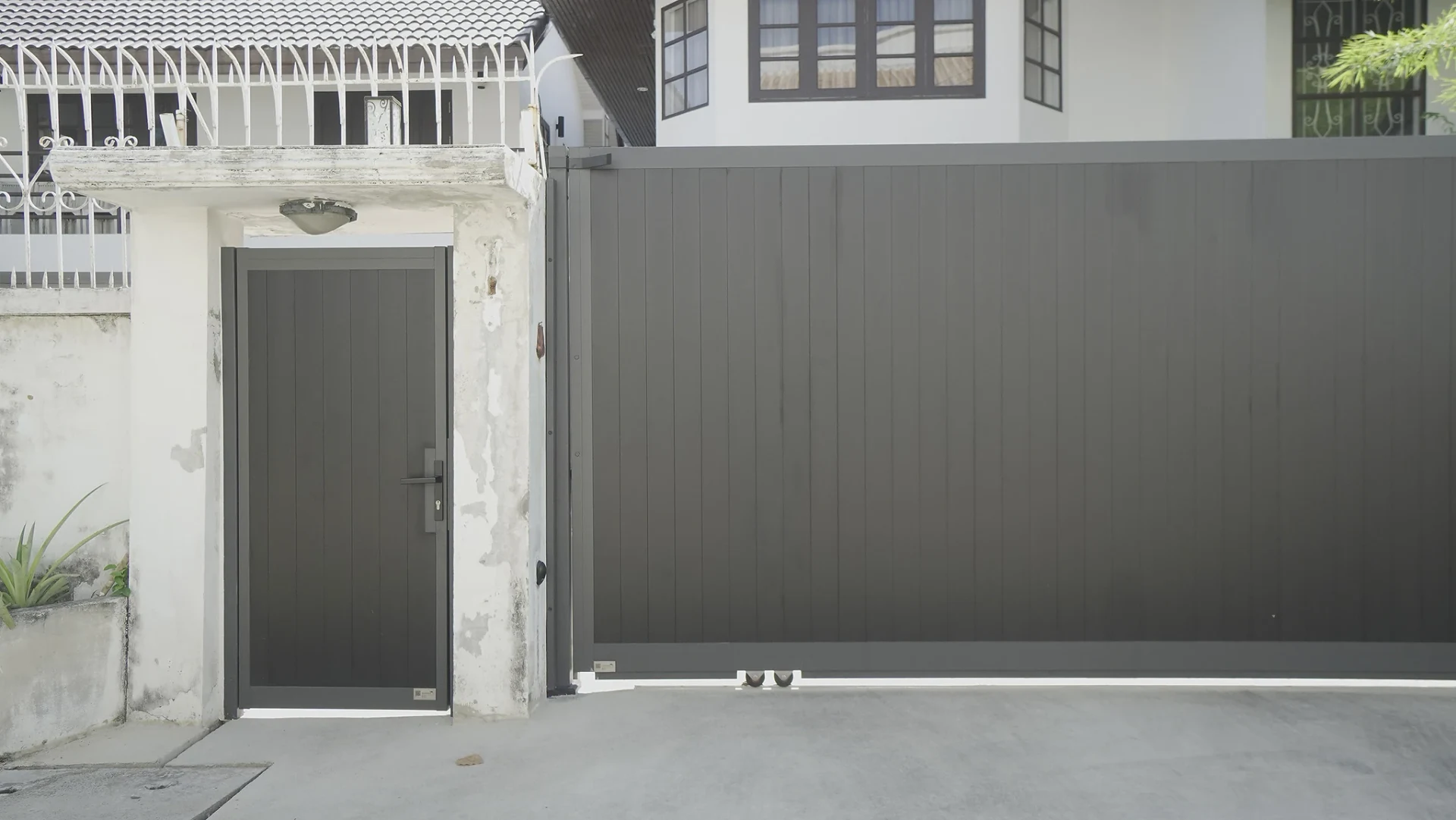 Aluminium gate example Black — 18