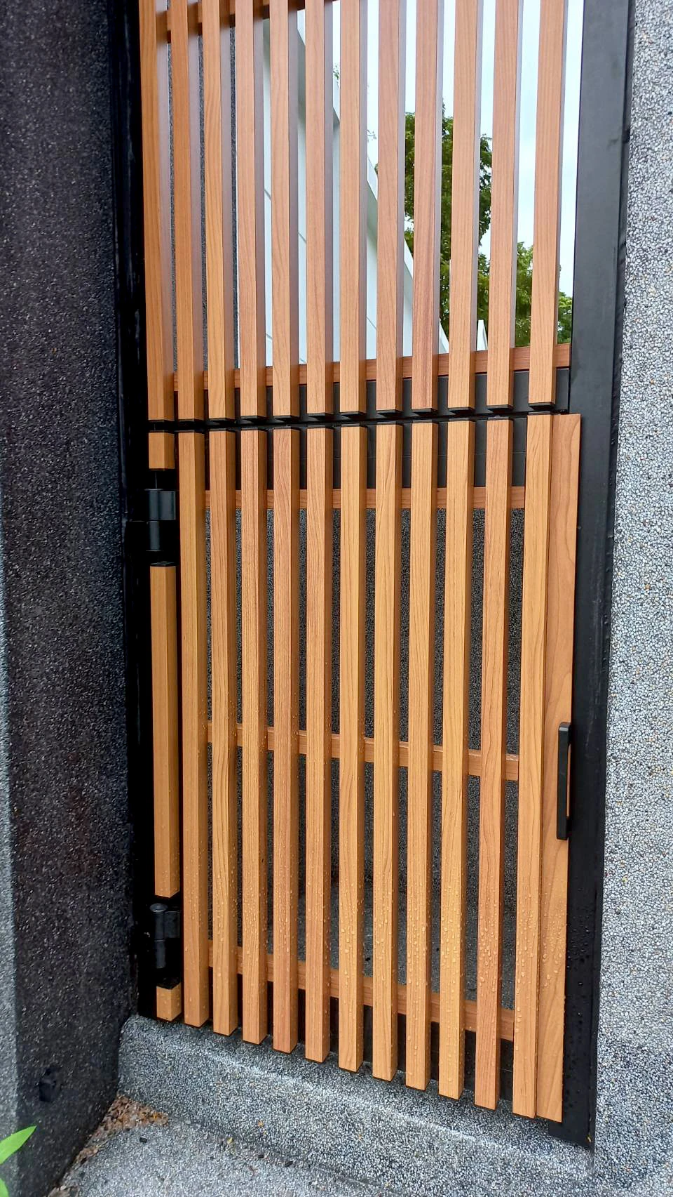 Aluminium gate example Open Gate — 6