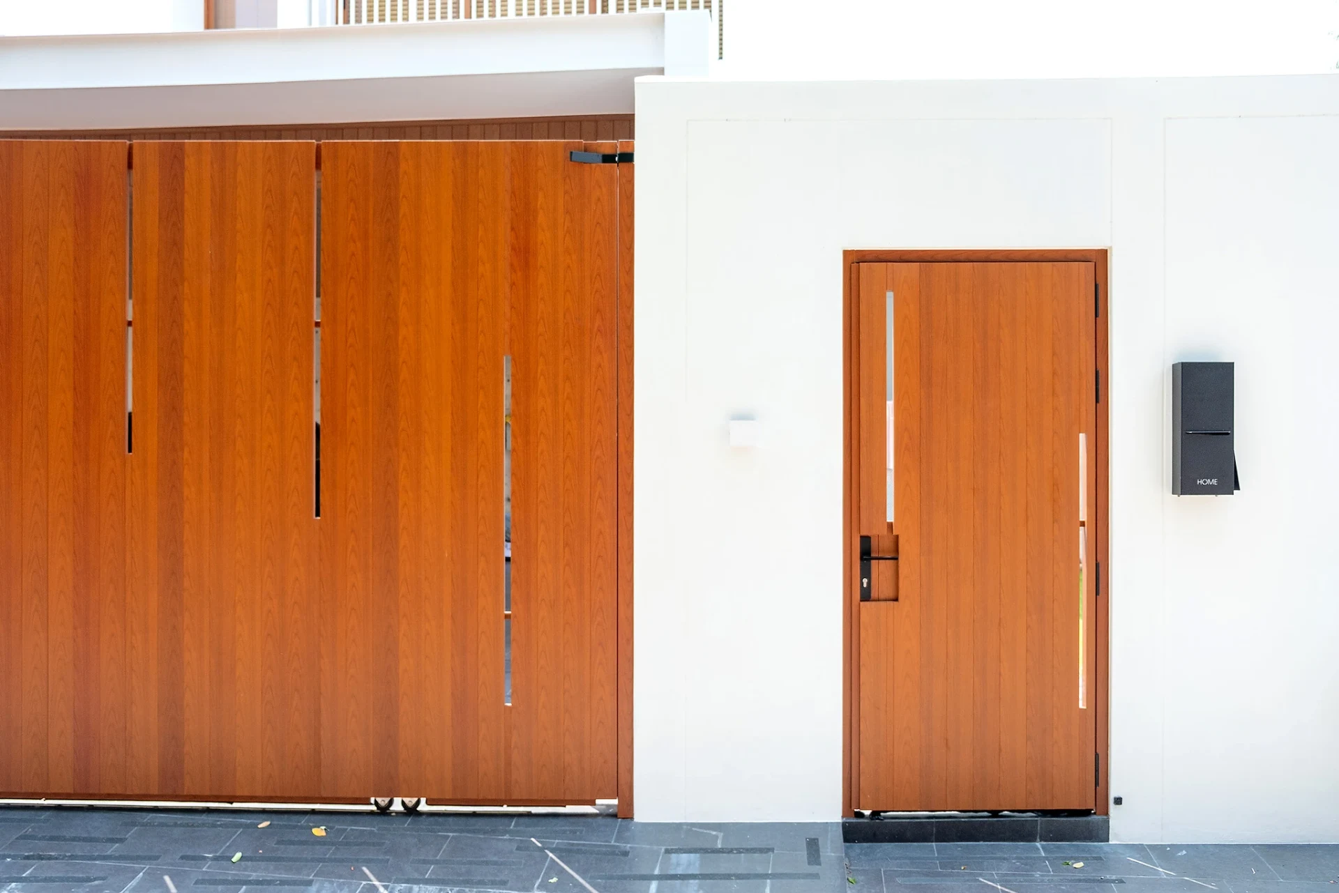 Aluminium gate example Open Gate — 18