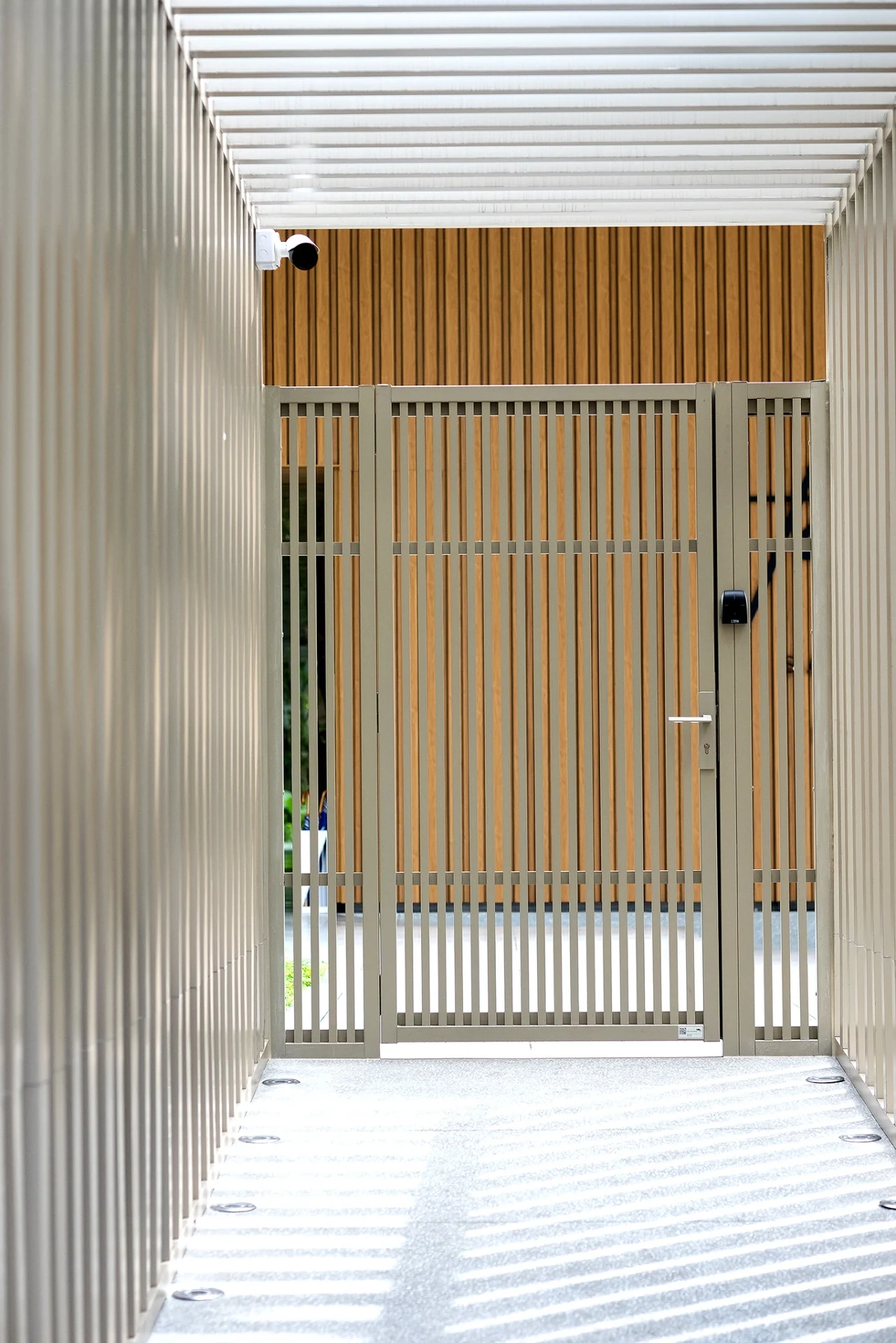 Aluminium gate example Open Gate — 22