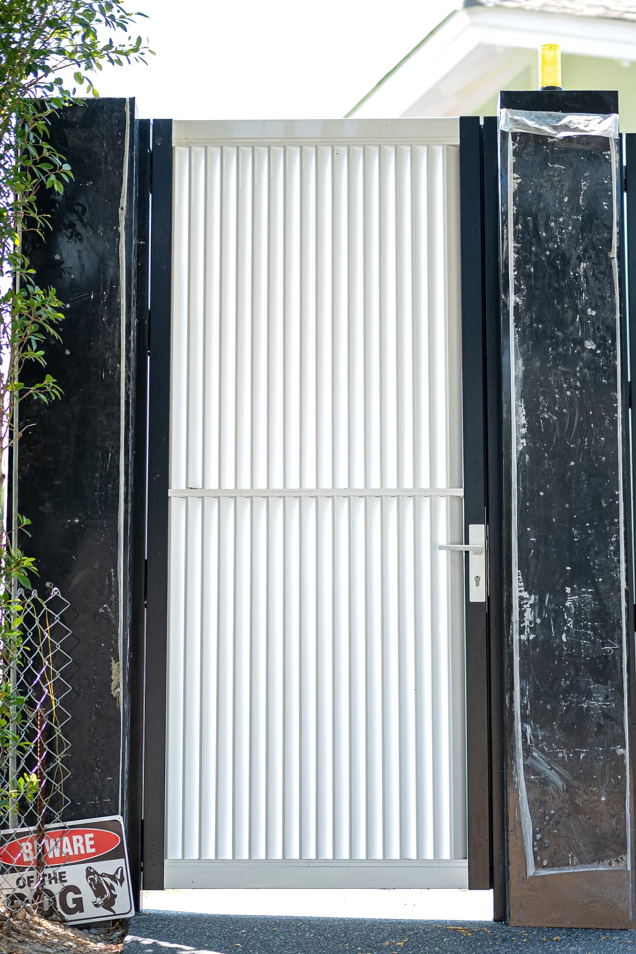 Aluminium gate example Open Gate — 29