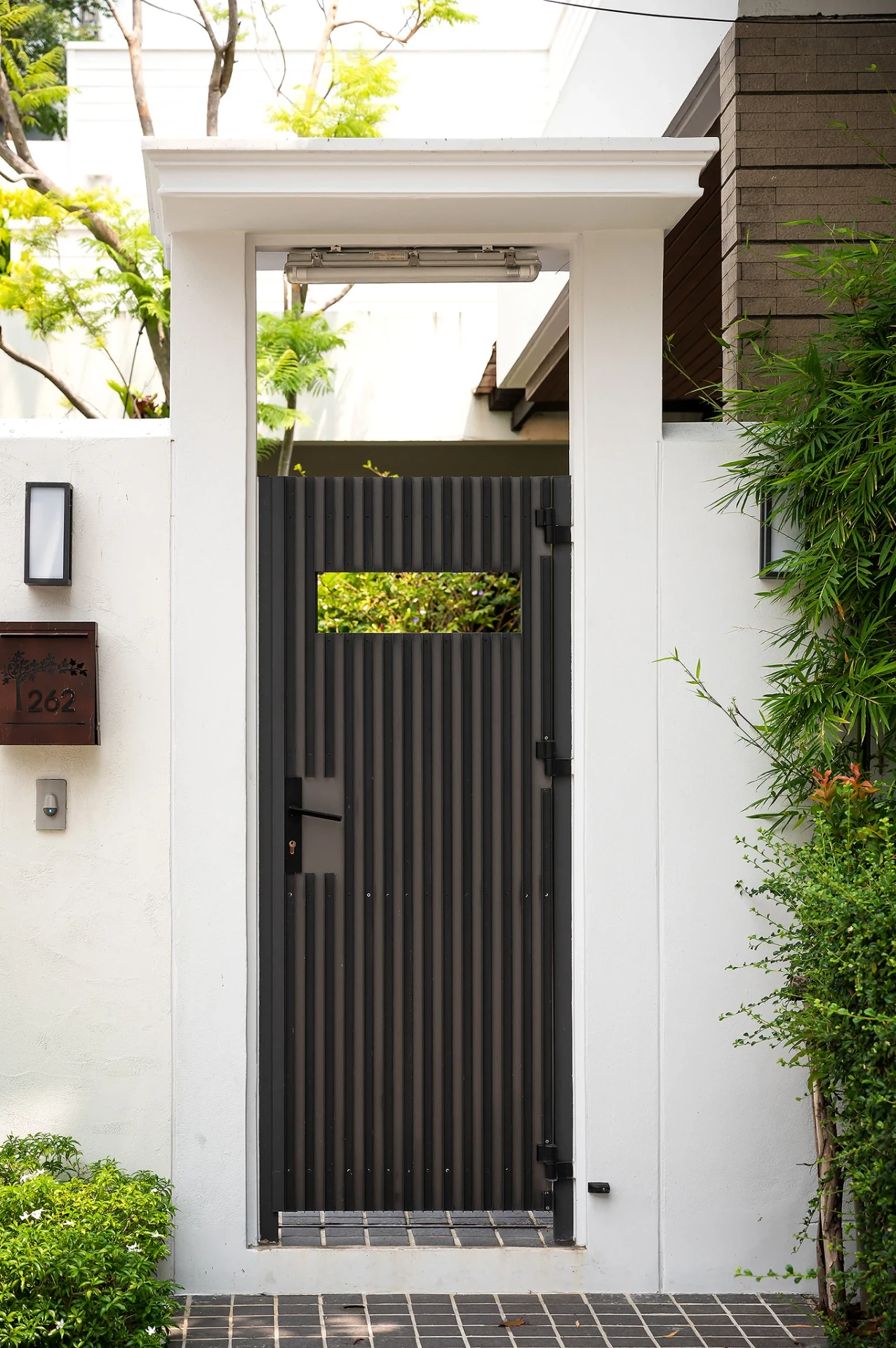 Aluminium gate example Open Gate — 37