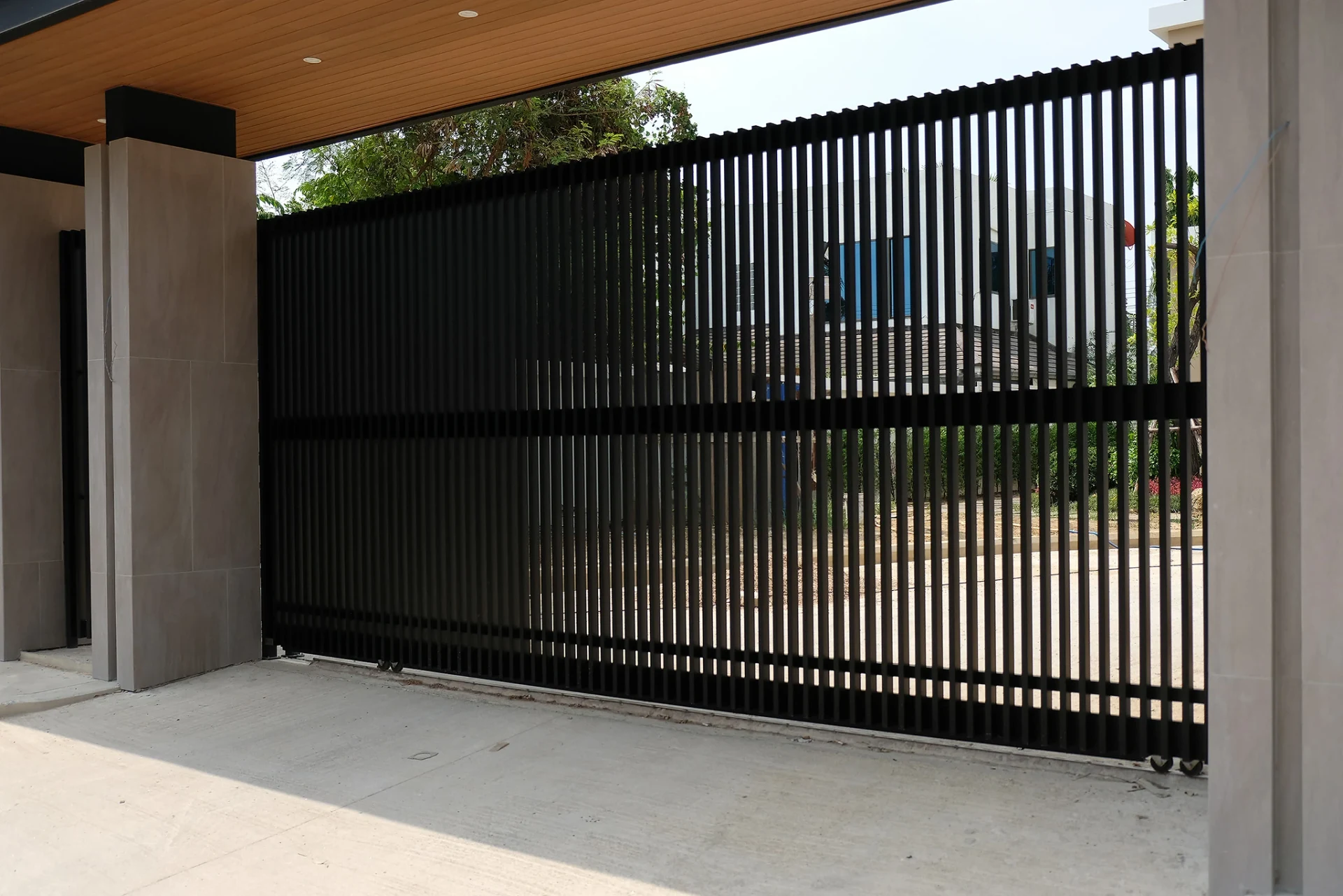 Aluminium gate example Standard — 7