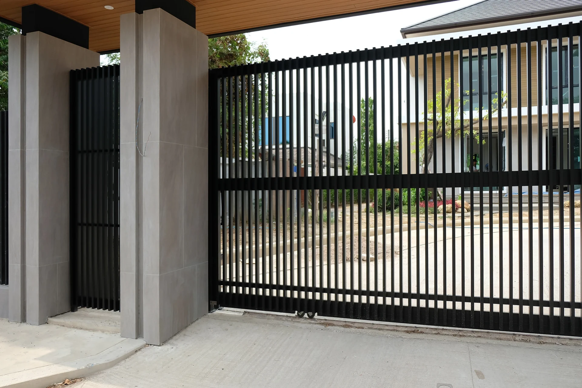 Aluminium gate example Standard — 8