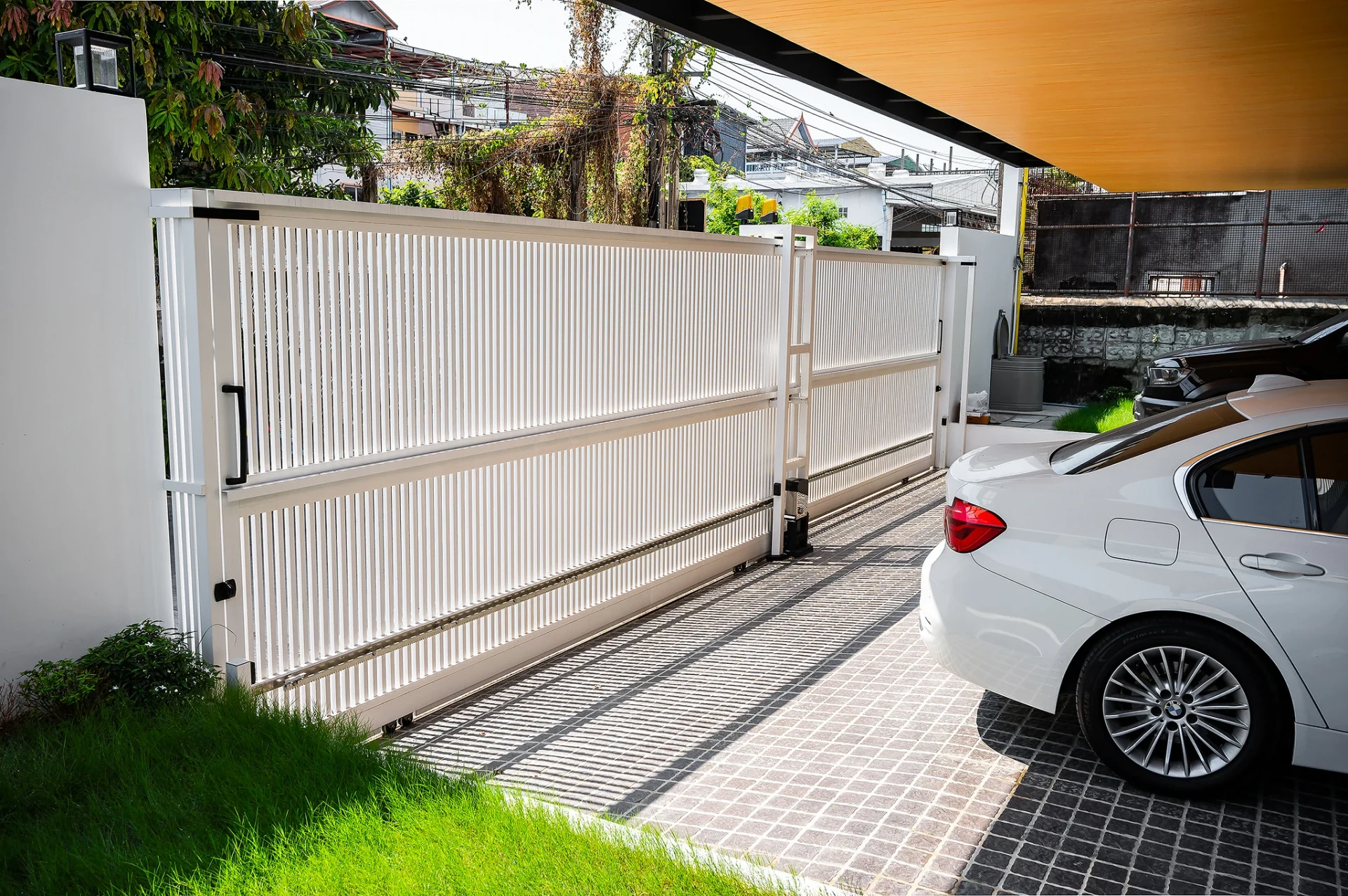 Aluminium gate example Standard — 13