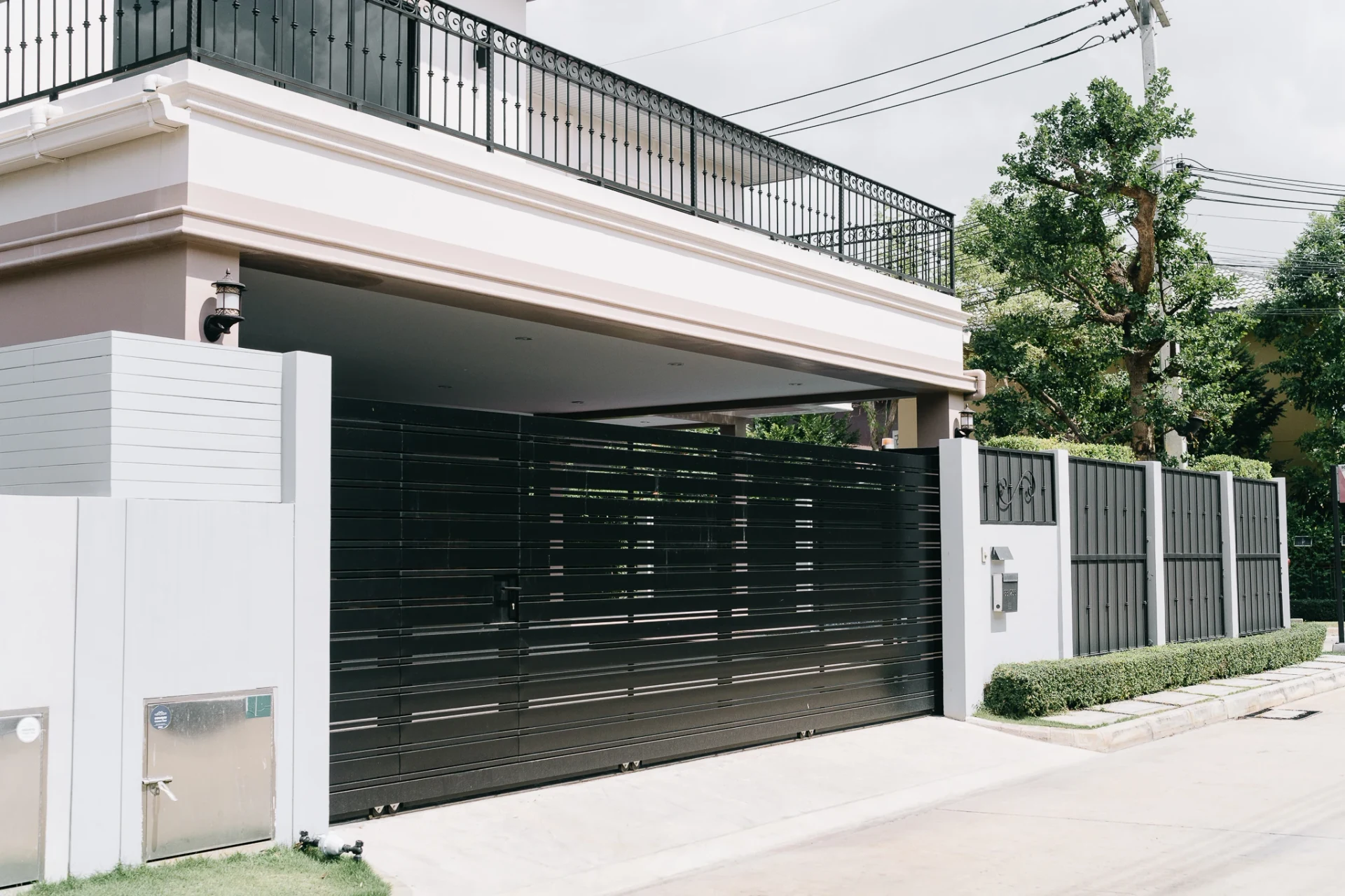 Aluminium gate example Twin — 8