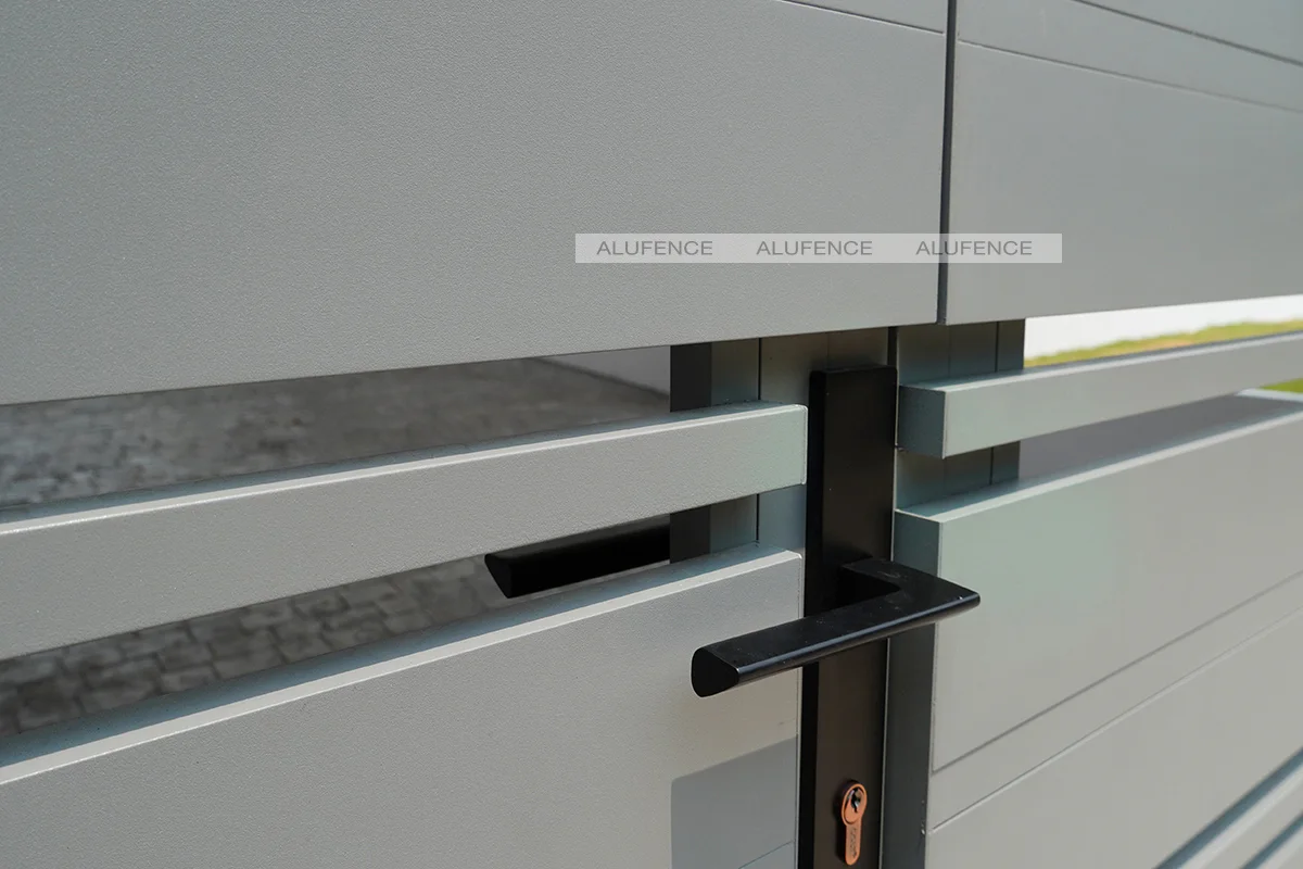 Aluminium gate example Twin — 14