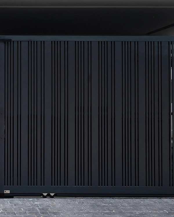 Aluminium gate example Barcode
